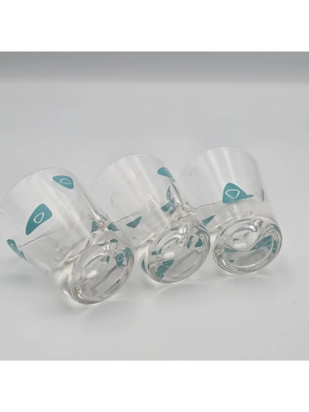 Set Of 3 MCM Clear Shot Glasses With Teal Mid-Century Modern Pattern Design